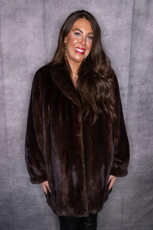 Women’s Natural Mahogany Mink