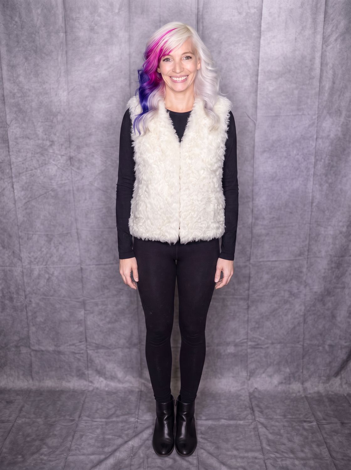 Dyed White Tibet Lamb Vest, Material: Denmark / JF1 / 2R23030, Size: Size S