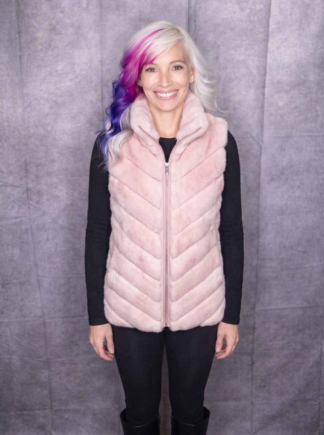 Dyed Pink Rabbit Reversible Vest, Material: Norway / 20RX204, Size: Size S