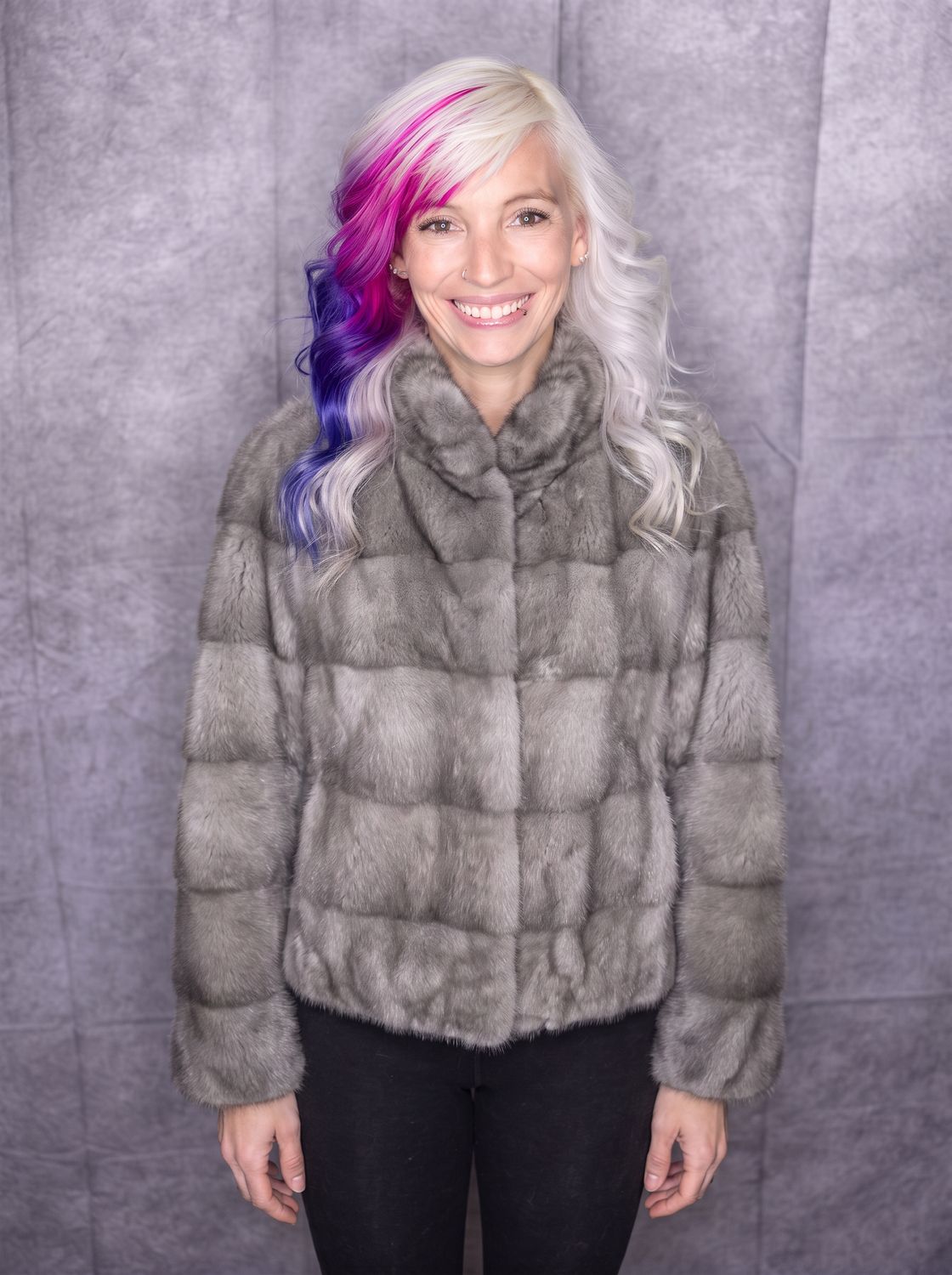 Blue Iris Mink, Material: Canada / Gigi / 3127742, Size: Size B