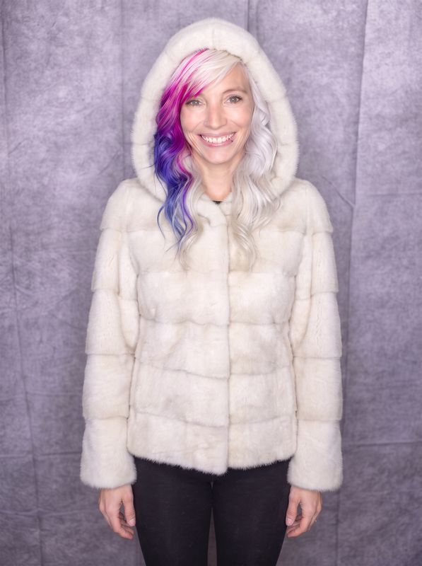 Women’s Natural Pearl Mink with Hood FRN