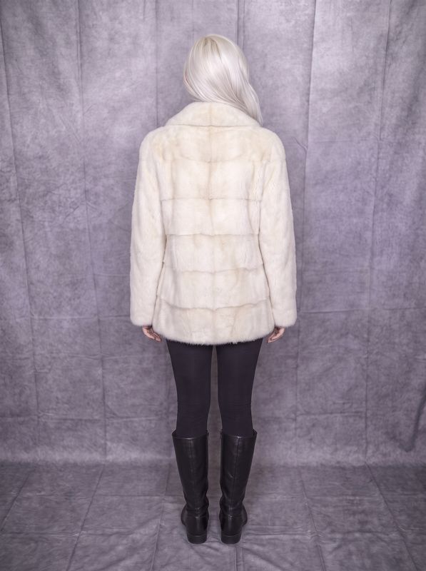 Women’s Dyed Cream Mink