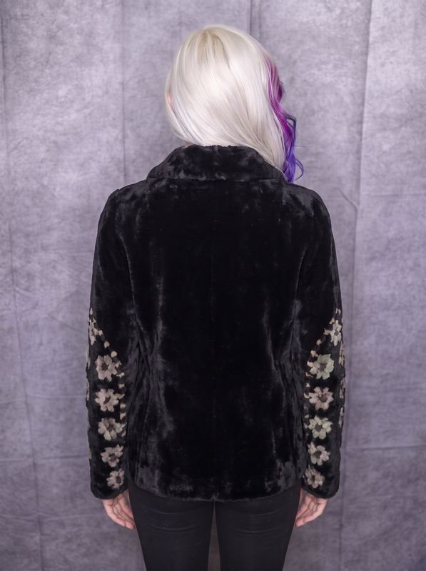 Women’s Dyed Jet Black Sheared Beaver