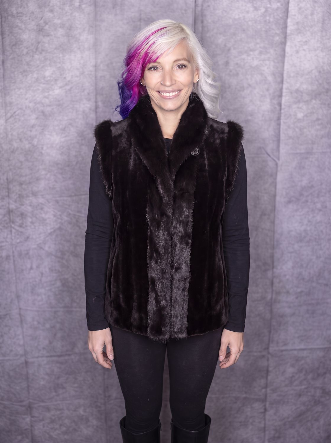 Dyed Brown Sheared Mink Rev Vest, Material: Finland / 247130, Size: Size XS