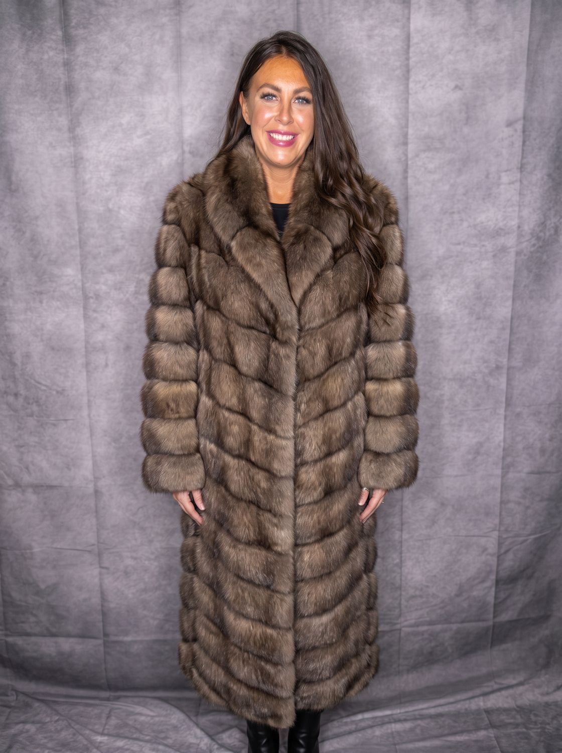 Natural Platinum Sable Coat, Material: Natural Platinum Sable / Russia, Size: Size M