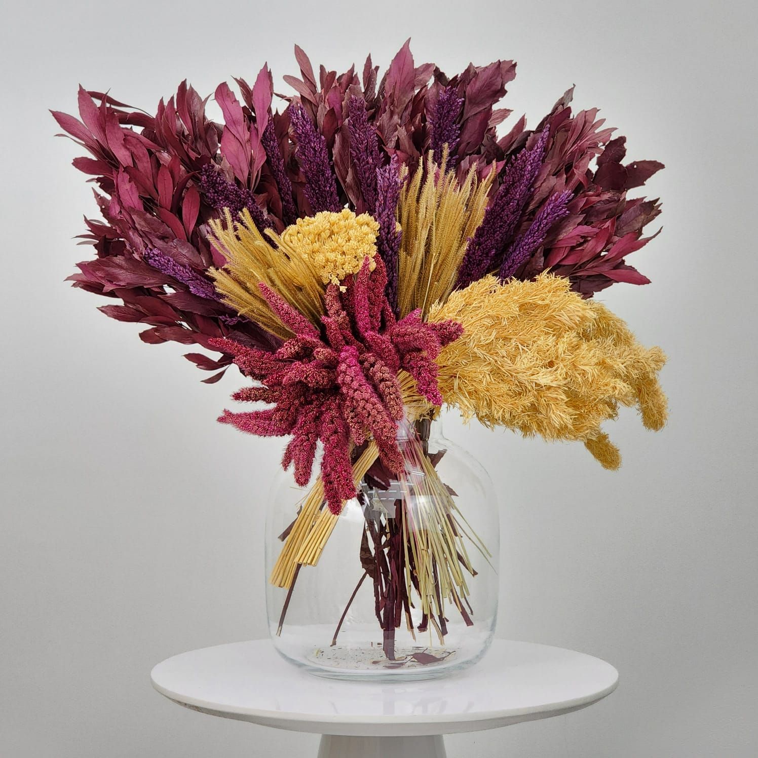 Dried Flowers Arrangement Single Face Classic Monochrome Rosy + Glass Vase