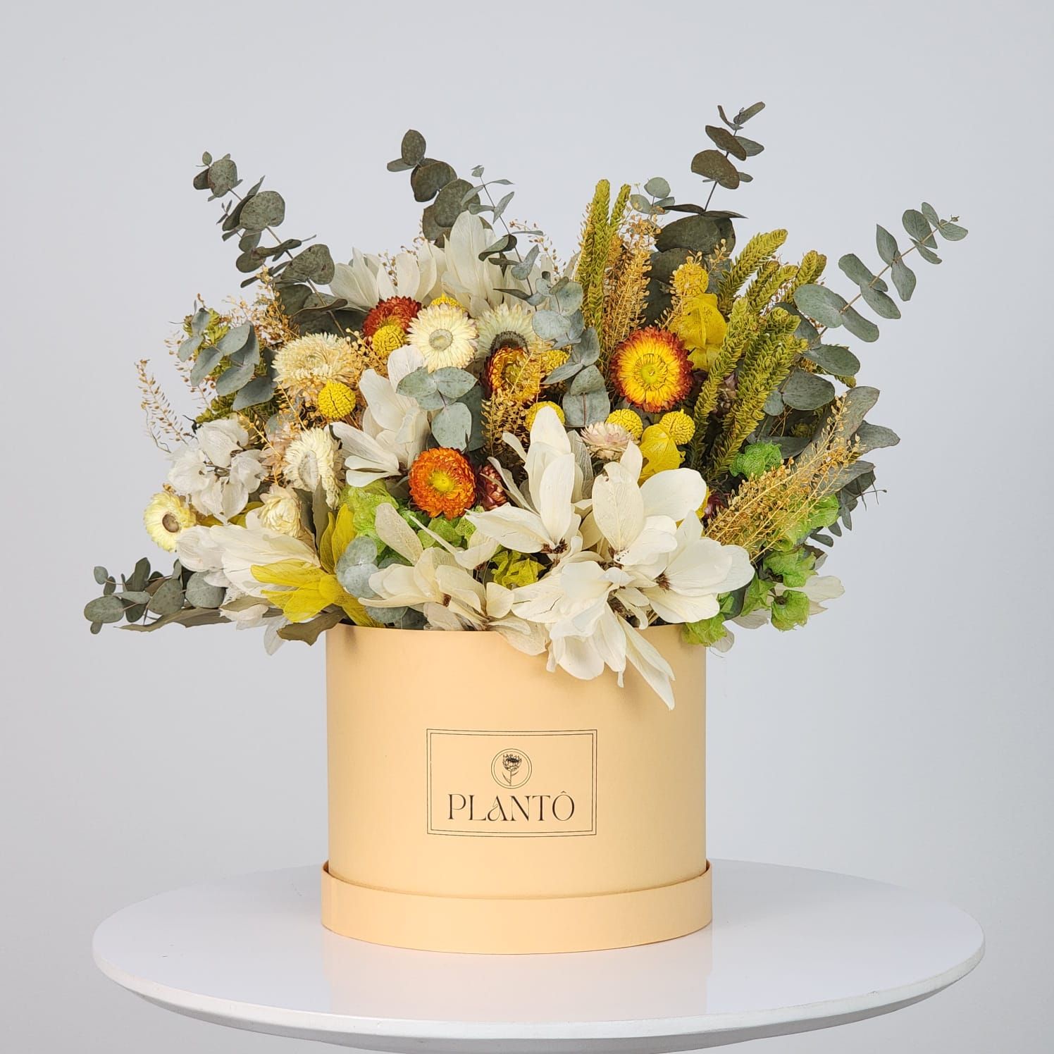 Box Of Dried Flowers  Precious With Salmon Box M