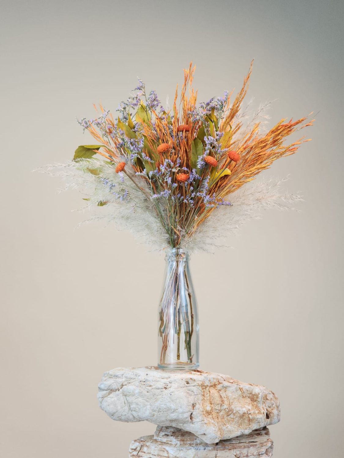 Mini Dried Flowers Arrangement Single Face Orange Sweetness + Vase