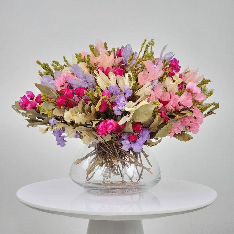 Dried Flowers Arrangement Classic Centerpiece Bougainvilleas Ros� + Glass  Vase G