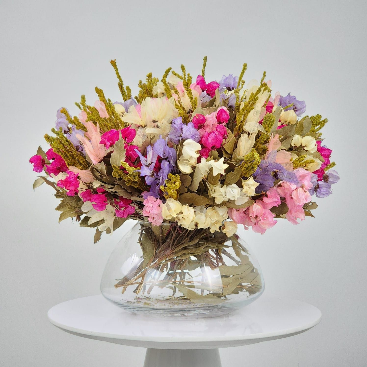 Dried Flowers Arrangement Classic Centerpiece Bougainvilleas Ros� + Glass  Vase Gg