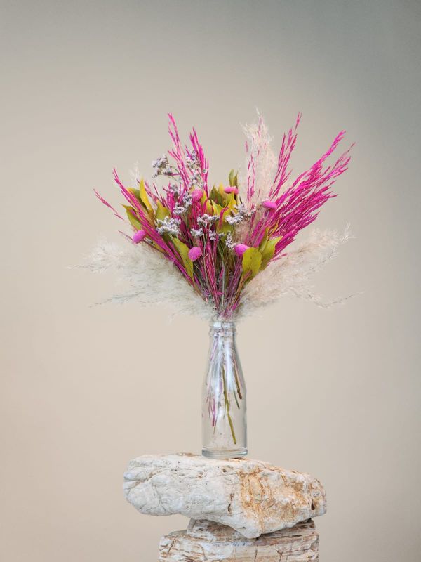 Mini Dried Flowers Arrangement Single Face Sweetness Ros� + Glass