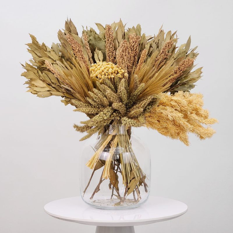 Dried Flowers Arrangement Single Face Classic Monochrome Neutral + Glass  Vase