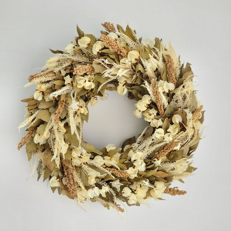 Green And White Dried Flowers Flower Garland 50 Cm