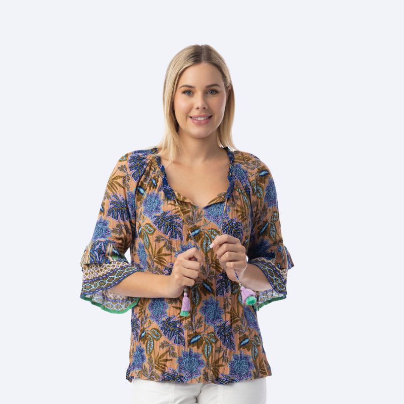 Frill Sleeve Top w Tassels