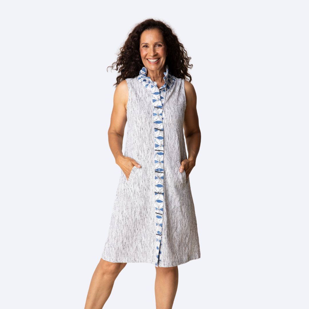 Sleeveless Dress w/Ruffle Collar