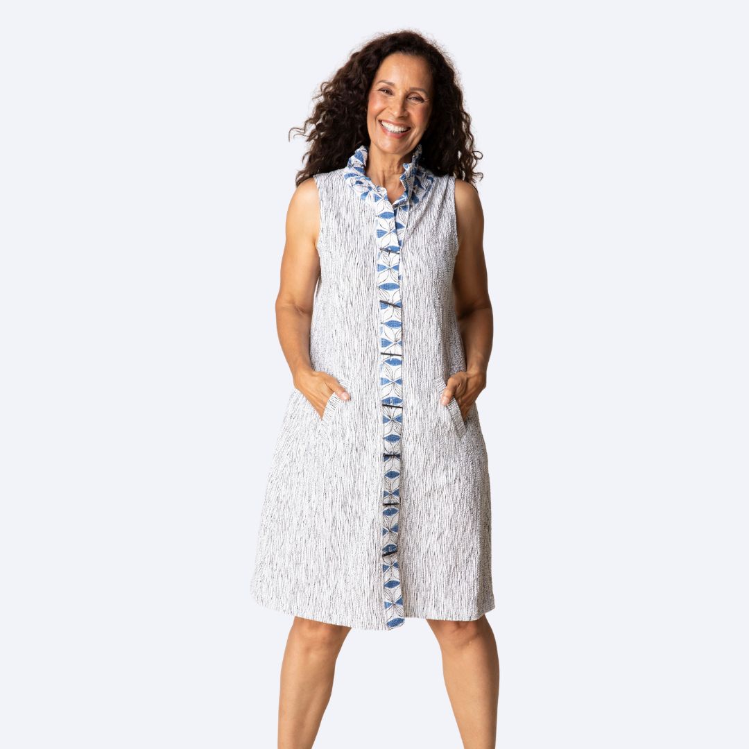 Sleeveless Dress w/Ruffle Collar