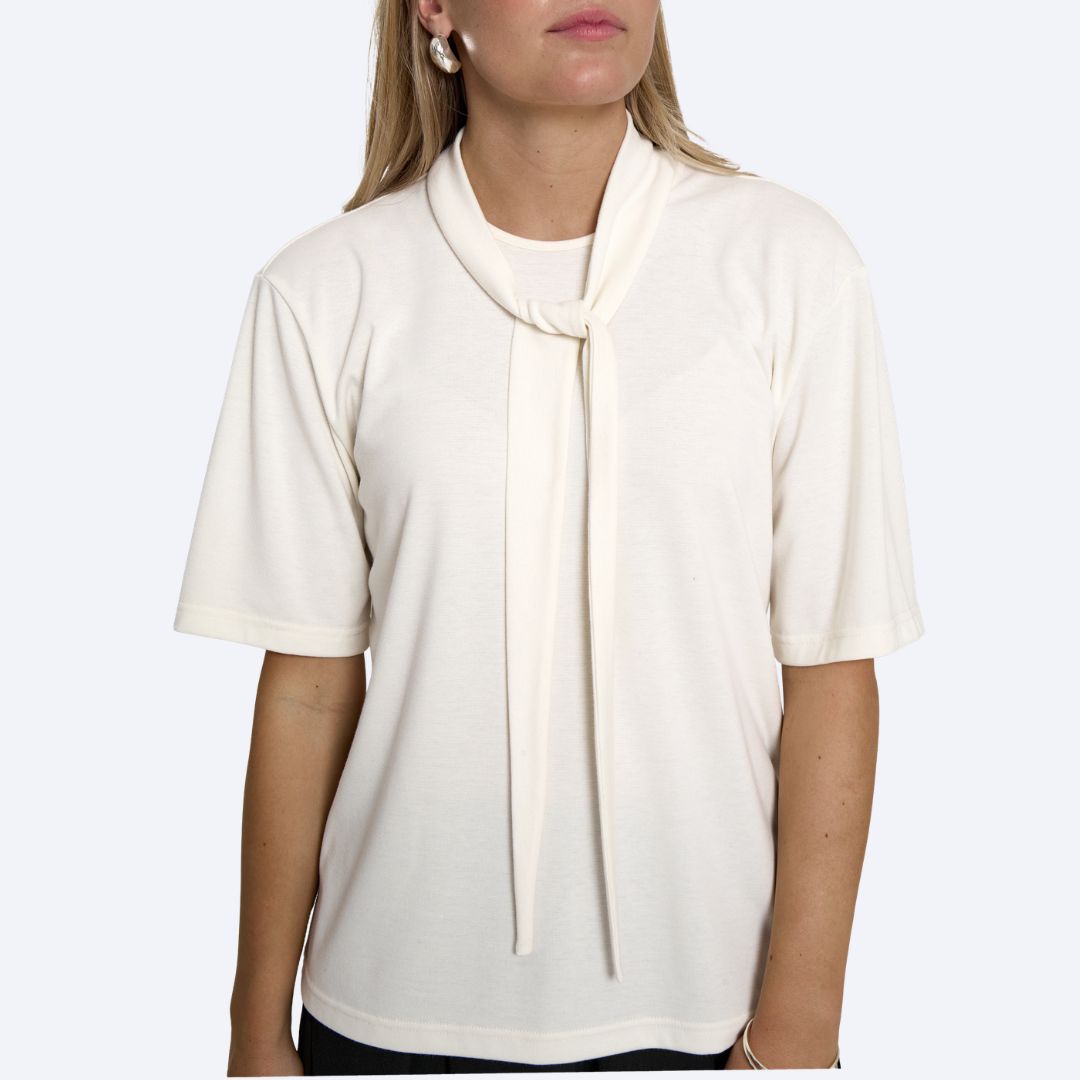 Ovida T-Shirt w/Tie