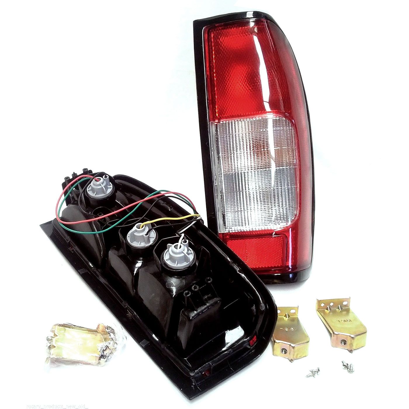 STANDARD RED BRAKE TAILLIGHTS FOR NISSAN NAVARA D22
