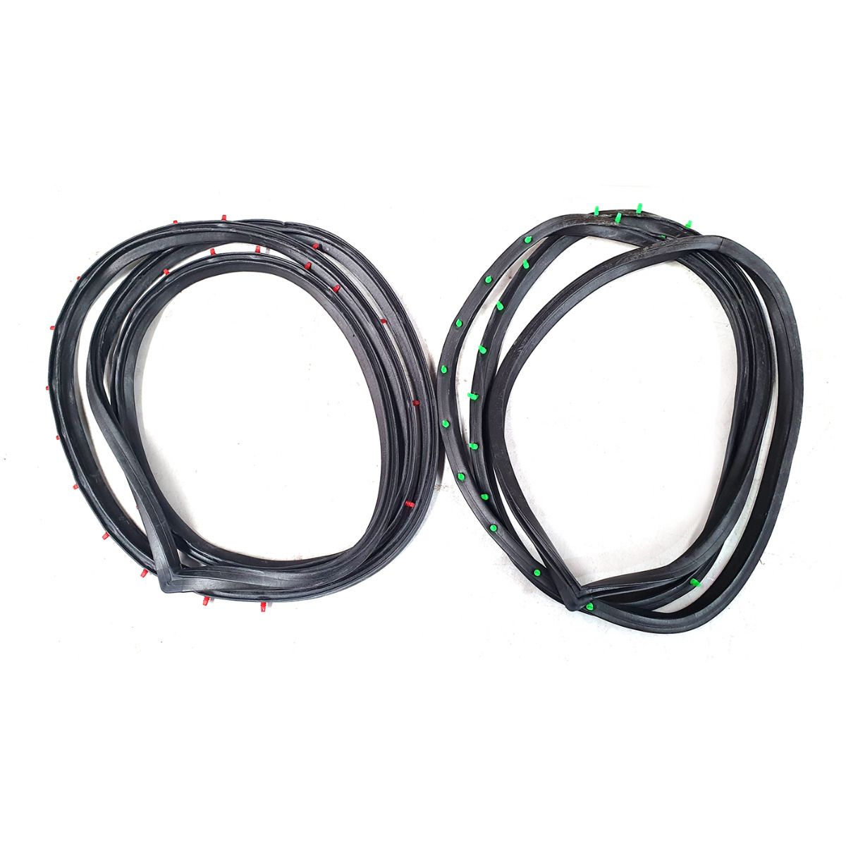 Front Door Rubber Seals (PAIR) For MAZDA RX2 SEDAN CAPELLA