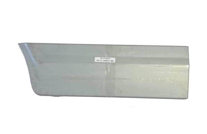 DOOR TO WHEEL ARCH RUST PANEL RIGHT HAND SIDE FOR DATSUN 620