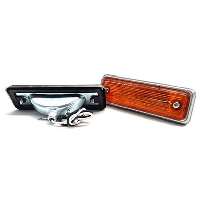 FRONT GUARD FENDER SIDE INDICATOR LIGHTS FOR NISSAN DATSUN 1200 B110 SUNNY