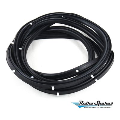 HOLDEN LX-UC TORANA COUPE RIGHT HAND FRONT DOOR SEAL
