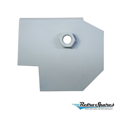 RIGHT BUMPER BAR NUT RUST PANEL FOR FORD XW-XY