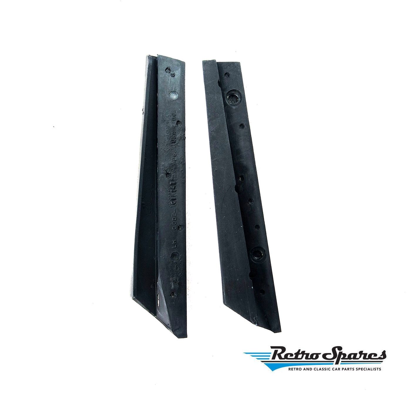 FORD XK-XL-XM-XP WINDSCREEN PILLAR SEALS (DRAIN TROUGH EXTENSION SEALS)