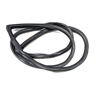 FIAT 124 125 SEDAN REAR WINDSCREEN RUBBER SEAL - TAKES CHROME INSERT