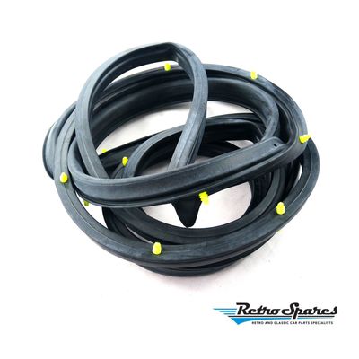 FORD XR-XT-XW-XY GT/FAIRMONT RIGHT HAND FRONT DOOR SEAL