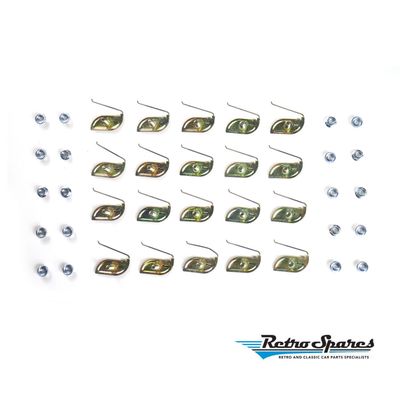 HOLDEN FE-EK SIDE MOULDING SPRING TAIL CLIP LARGE 32MM x 15MM 20 PACK