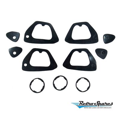 HOLDEN HD-HR-HK-HT-HG SEDAN/WAGON DOOR HANDLE & LOCK GASKET SET