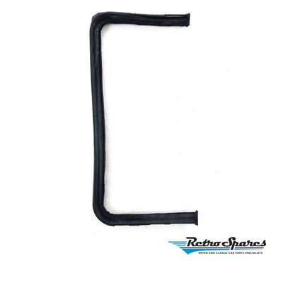 HOLDEN FB-EK QUARTER VENT SEAL - RIGHT