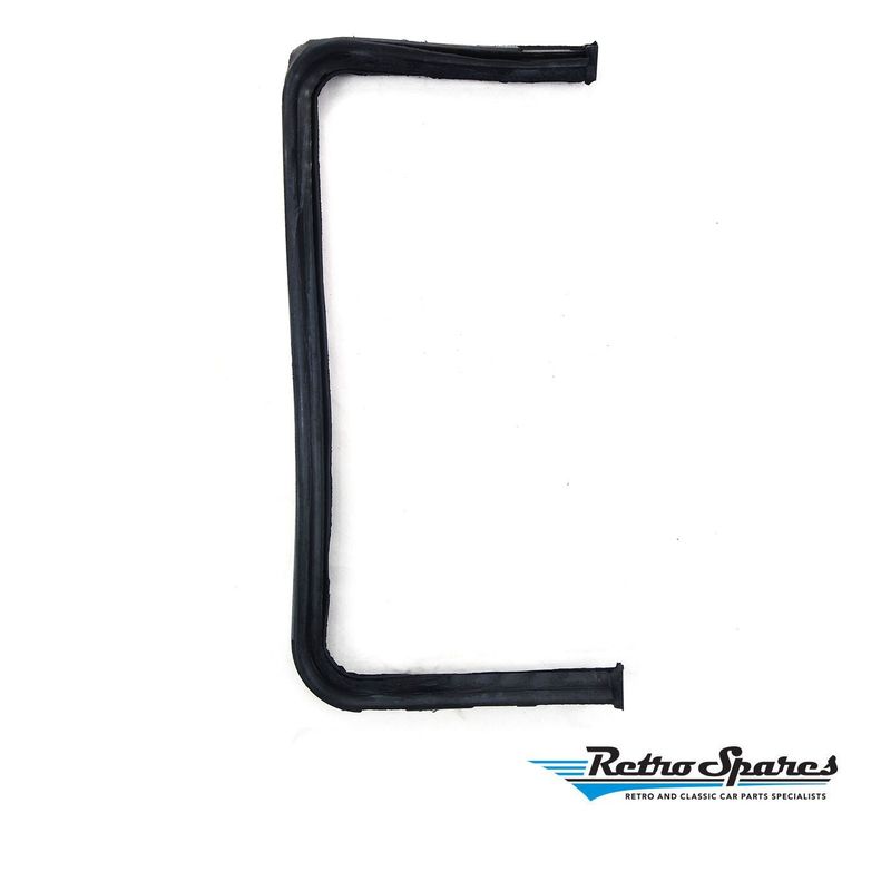 HOLDEN FB-EK QUARTER VENT SEAL - RIGHT