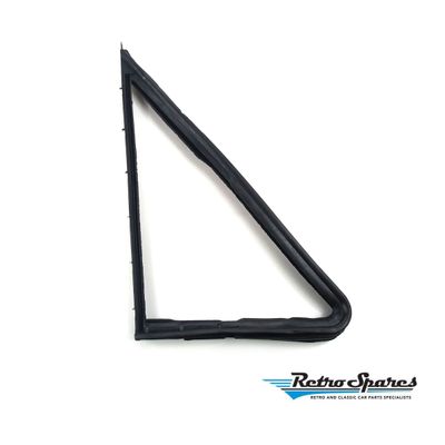 HOLDEN HD-HR RIGHT HAND FRONT QUARTER VENT SEAL