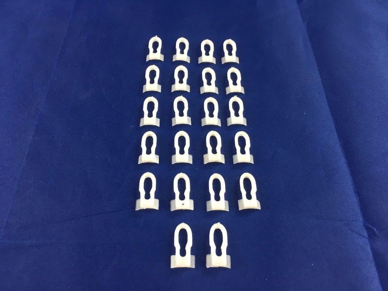 HOLDEN HJ-WB & LX-UC TORANA MOULDING CLIP (STUD TYPE) 22 PACK