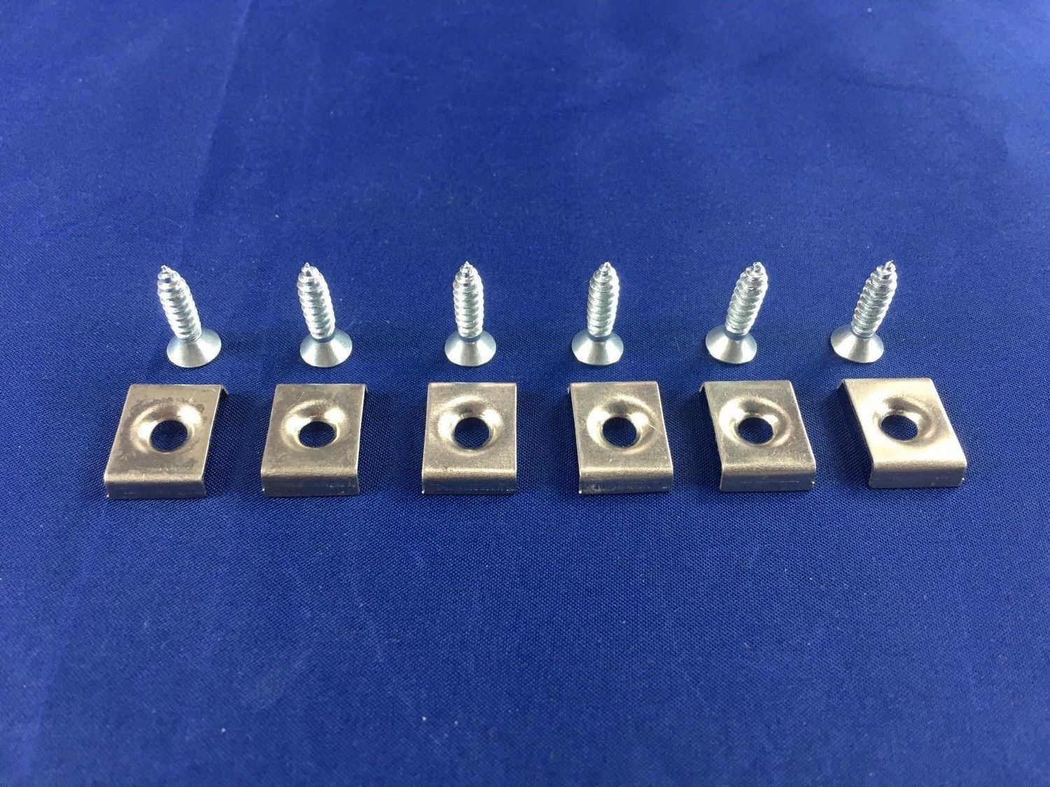 HOLDEN FX-FJ BONNET LACE CLAMP & SCREW KIT