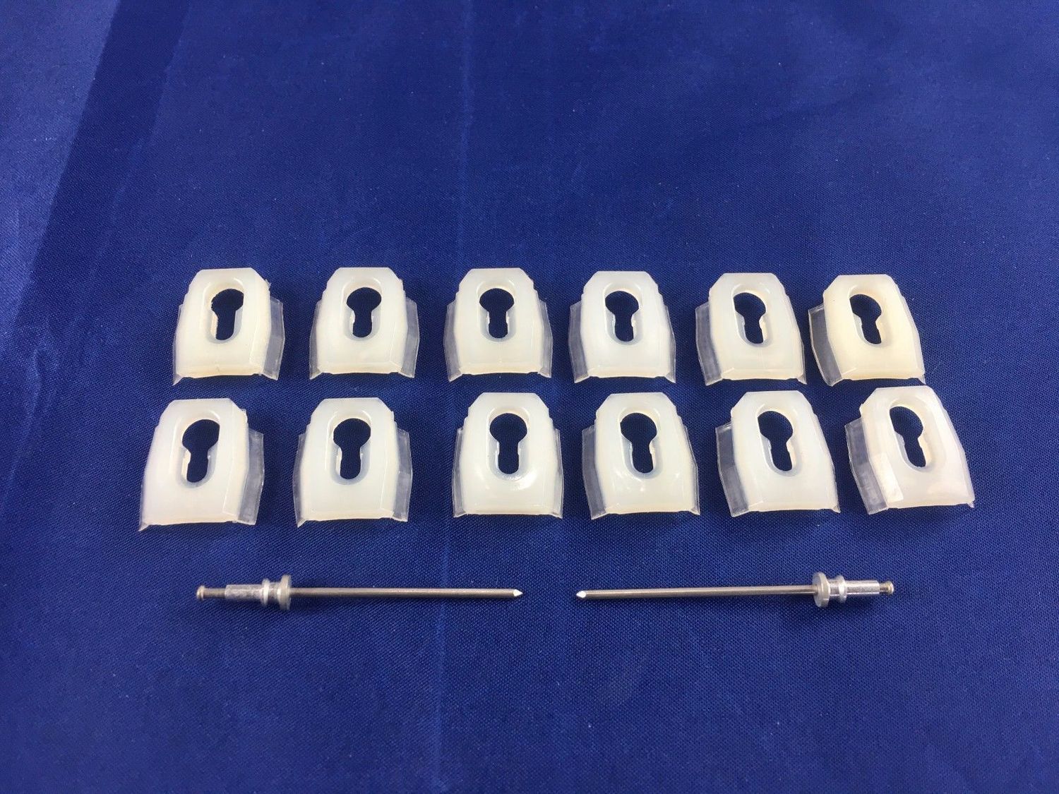 HK-T-G MONARO WHEEL ARCH MOULD CLIPS