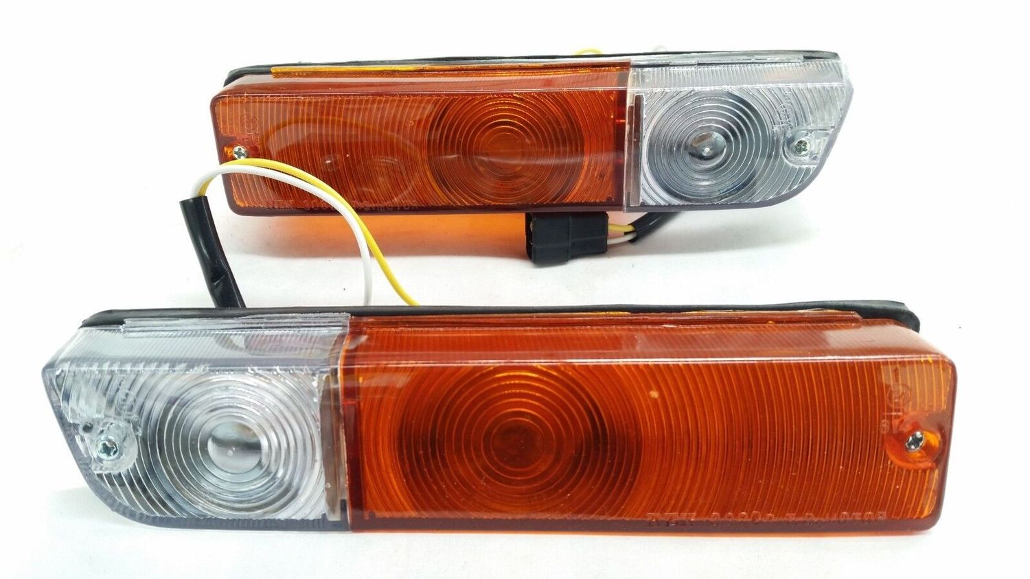 BUMPER BAR PARK INDICATOR LIGHTS FOR DATSUN NISSAN SUNNY B110 1200 B210 120Y 123