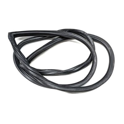 FIAT 124 125 SEDAN REAR WINDSCREEN RUBBER SEAL - TAKES CHROME INSERT