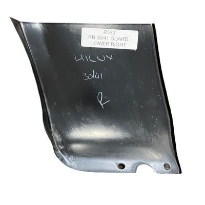 RIGHT MUDGUARD SECTION RUST PANEL FOR TOYOTA RN 30 41 79 83