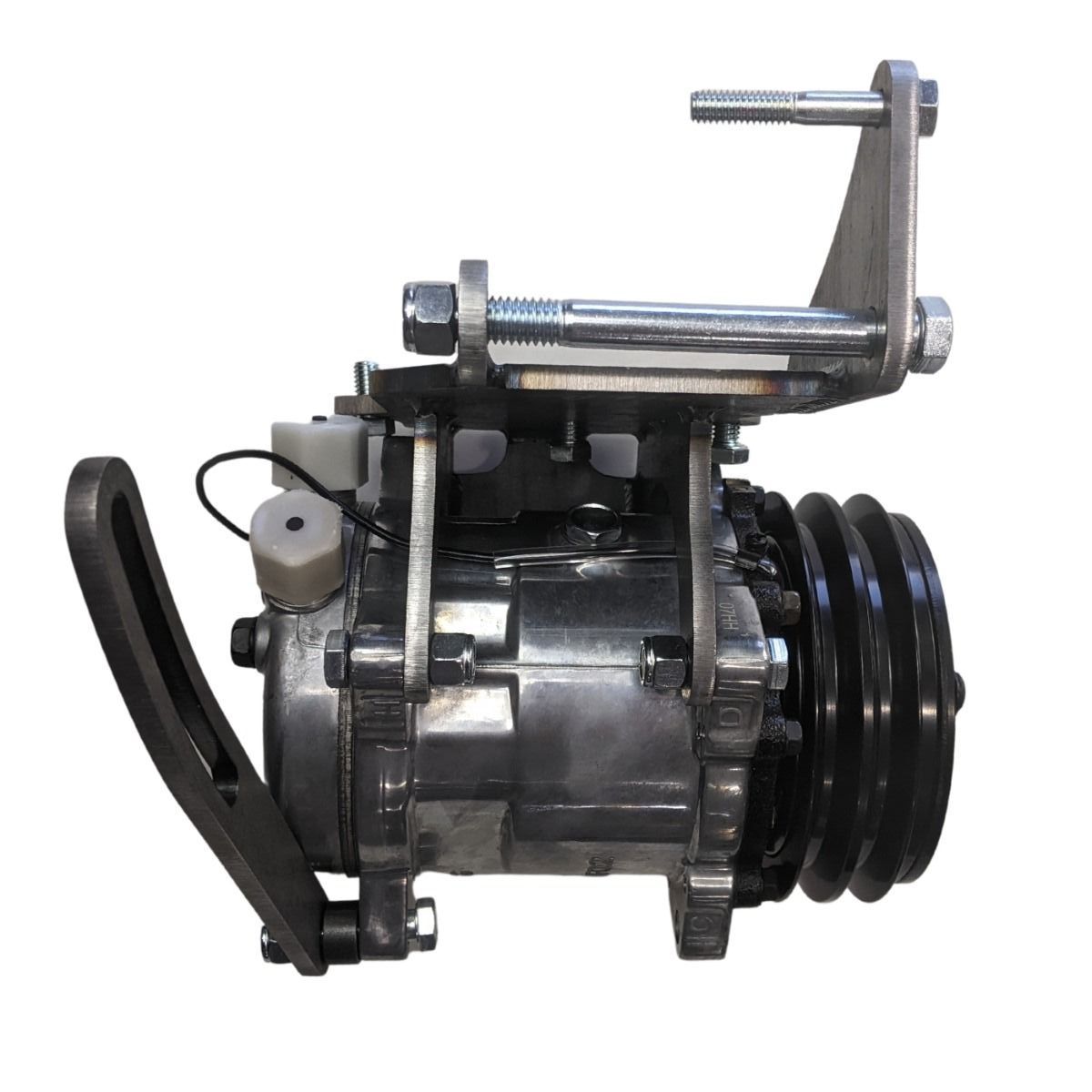 Vintage Air Compressor and Compressor / alternator bracket - Ford 170-200 Cubic Inch 6-cylinder