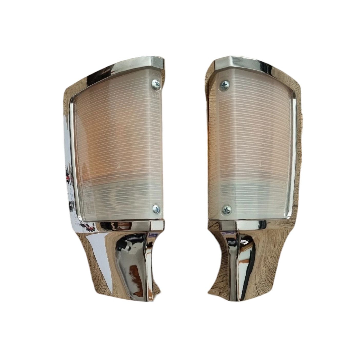 Indicator Assemblies Housings and Lenses Pair for FORD XA Indicator Assemblies Housings and Lenses Pair for FORD XA