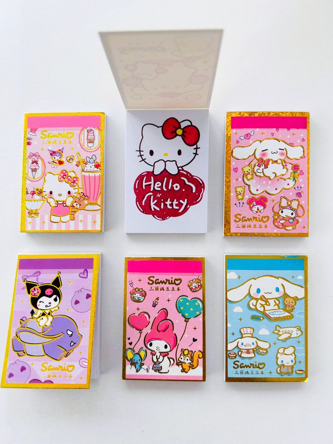LIBRO DE 24 PEGATINAS SANRIO - KAWAII