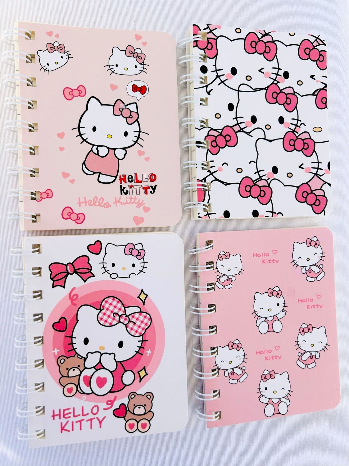 LIBRETAS HELLO KITTY - SANRIO - TAMAÑO A7