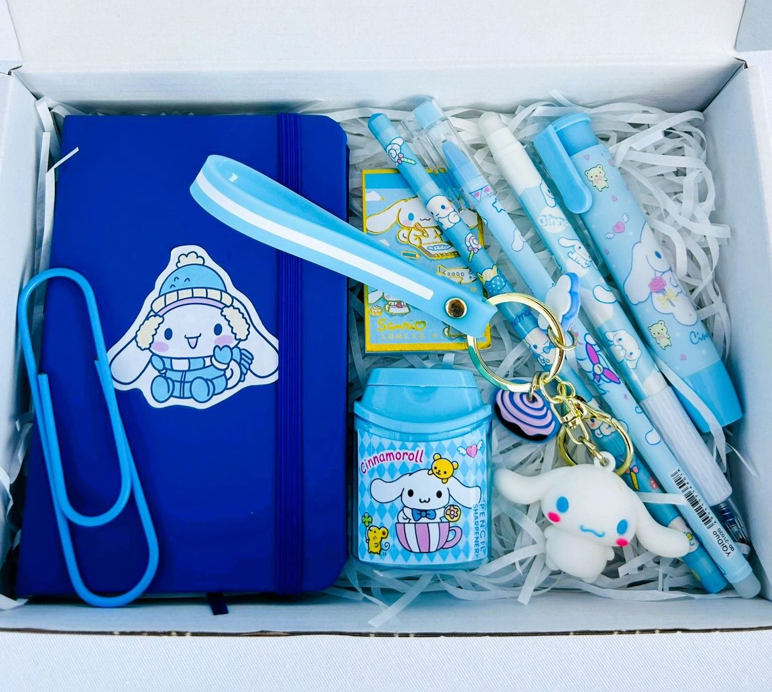 CAJA SORPRESA SANRIO - SET PAPELERIA KAWAII