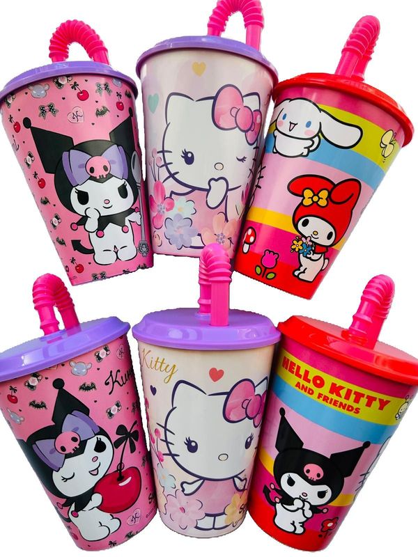 VASO CON TAPA Y PAJITA SANRIO - 430ML