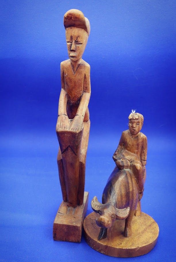 vintage African sculpture