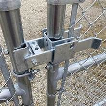 Industrial swing latch