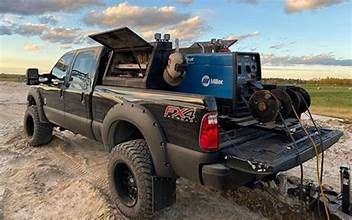 mobile welder fee (hourly) (helper)
